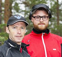 Christoffer Lundgren, th, visade god skytteform när han segrade i årets klubbmästerskap i fältskytte för C-vapen. Christoffer vann efter en spännande särskjutning mot Mats Brännström.